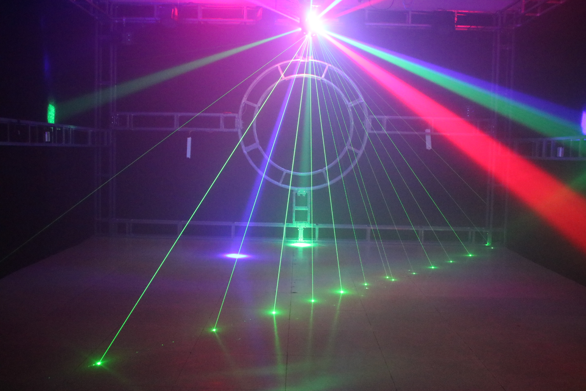 16pcs Strobe Beam Laser Magic Dj Ball Moving Head Light FD-ML005