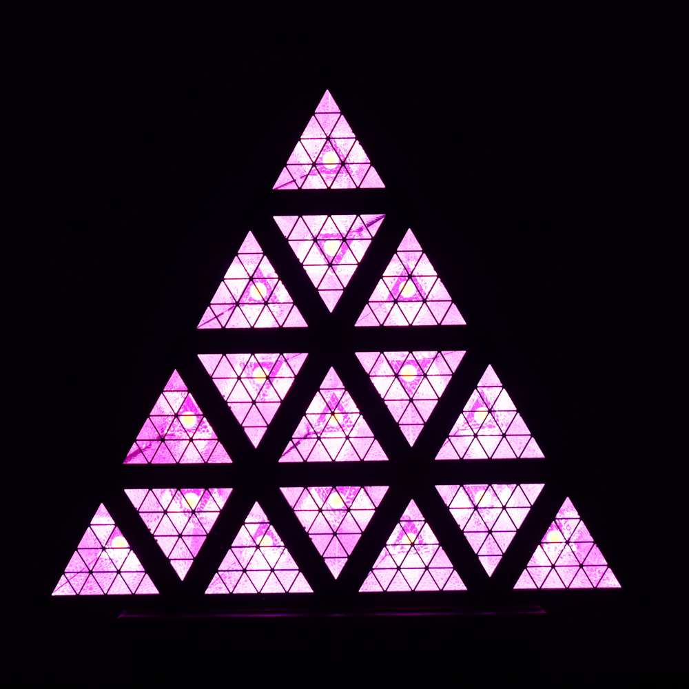 DMX Matrix Triangular LED Stage Special Effect Light for Nightclub FD-R1630 