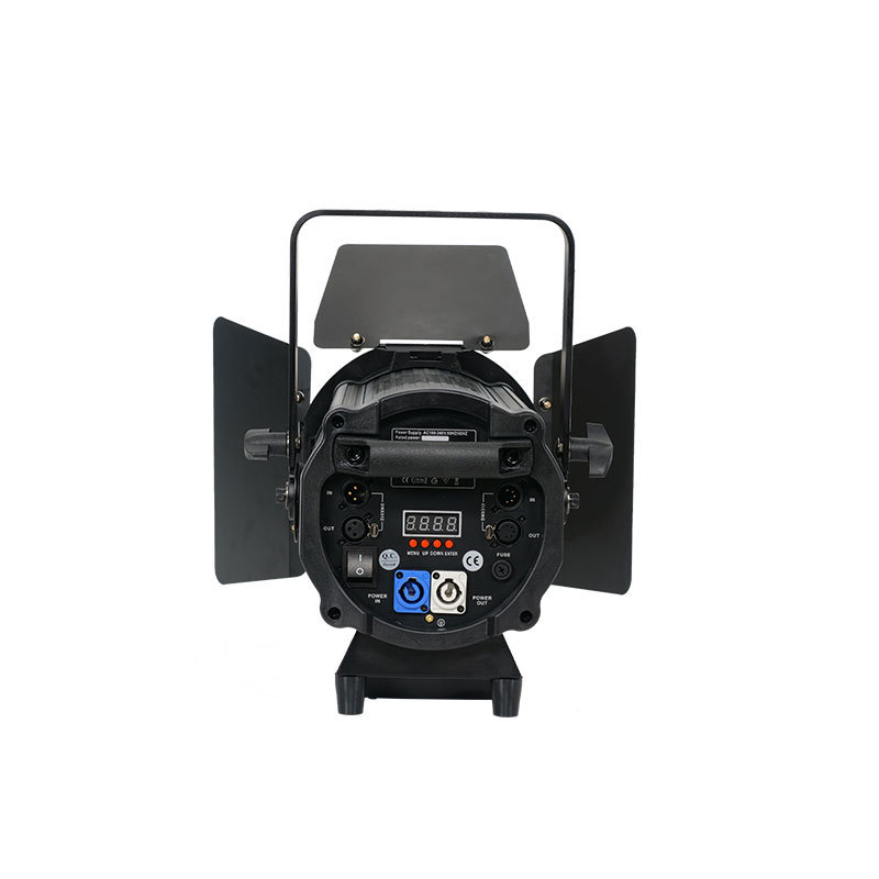 China Factory 150W LED Fresnel Spotlight with Zoom FD-F19